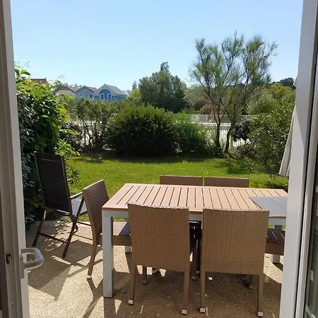 Charmante Maison De Vacances Avec Acces Piscine Talmont-Saint-Hilaire Exterior foto